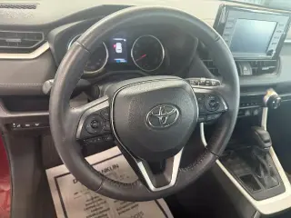 Toyota RAV4 2022 AWD XLE 4dr SUV