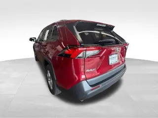Toyota RAV4 2022 AWD XLE 4dr SUV