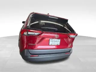 Toyota RAV4 2022 AWD XLE 4dr SUV