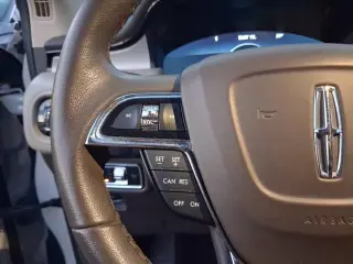 Lincoln Nautilus 2023 Standard 4dr SUV