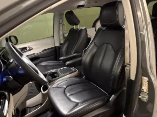 Chrysler Pacifica 2023 AWD Touring L 4dr Mini-Van