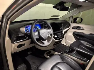 Chrysler Pacifica 2023 AWD Touring L 4dr Mini-Van