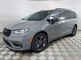 Chrysler Pacifica 2023 AWD Touring L 4dr Mini-Van