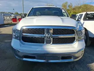 Ram 1500 Classic 2022 4x2 Tradesman 2dr Regular Cab 8 ft. LB Pickup