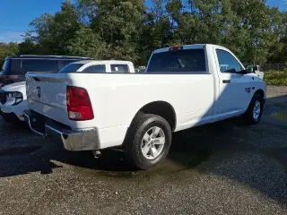 Ram 1500 Classic 2022 4x2 Tradesman 2dr Regular Cab 8 ft. LB Pickup