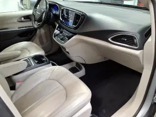 Chrysler Pacifica 2021 Touring L 4dr Mini-Van