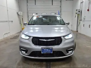 Chrysler Pacifica 2021 Touring L 4dr Mini-Van