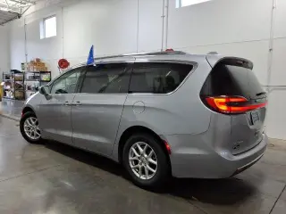 Chrysler Pacifica 2021 Touring L 4dr Mini-Van