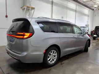 Chrysler Pacifica 2021 Touring L 4dr Mini-Van