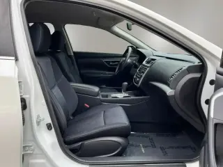 Nissan Altima 2017 2.5 4 tracción sedan