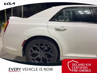 Chrysler 300 2019 S 4dr Sedán