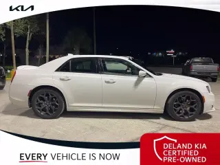 Chrysler 300 2019 S 4dr Sedán