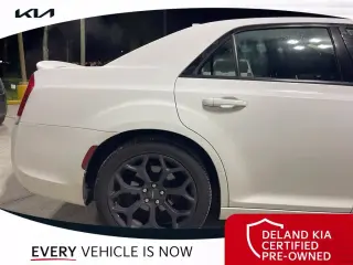 Chrysler 300 2019 S 4dr Sedán