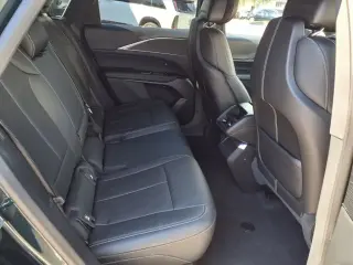 Cadillac LYRIQ 2024 Deportivo 1 4 SUV