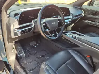 Cadillac LYRIQ 2024 Deportivo 1 4 SUV