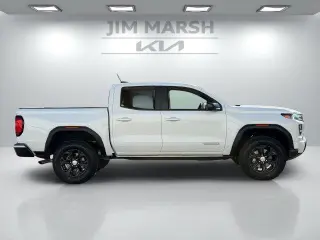 GMC Canyon 2023 4x2 Elevation 4dr Crew Cab 5 ft. SB