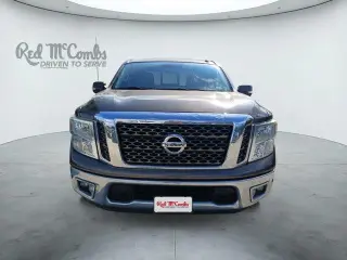 Nissan Titan 2017 4x2 SV 4dr Crew Cab