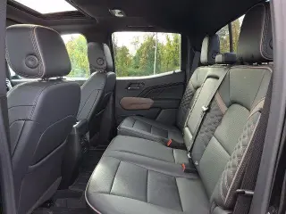 GMC Canyon 2023 4x4 Denali 4dr Crew Cab 5 ft. SB