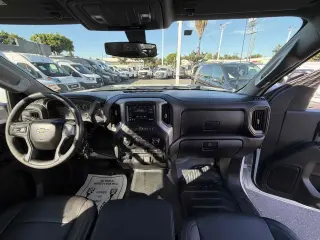 2020 Chevrolet Silverado 3500HD CC FLAT BED
