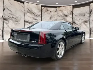 Cadillac XLR 2006 2dr Convertible