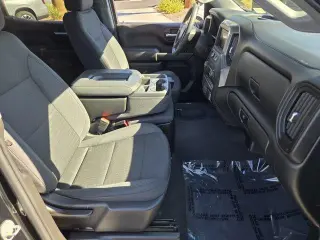 Chevrolet Silverado 1500 2023 4x2 Custom 4dr Crew Cab 5.8 ft. SB