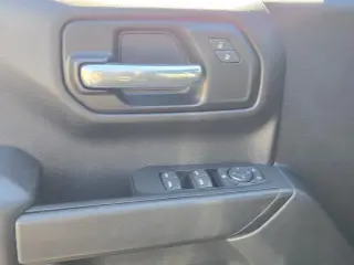 Chevrolet Silverado 1500 2023 4x2 Custom 4dr Crew Cab 5.8 ft. SB