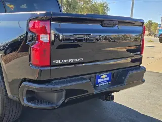 Chevrolet Silverado 1500 2023 4x2 Custom 4dr Crew Cab 5.8 ft. SB