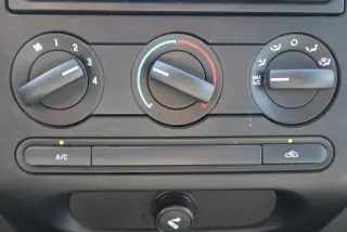Ford F-150 2007 XL 2dr Regular Cab Styleside 6.5 ft. SB