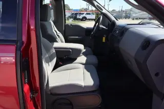 Ford F-150 2007 XL 2dr Regular Cab Styleside 6.5 ft. SB
