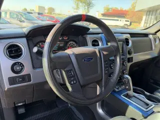 Ford F-150 2014 4x4 SVT Raptor 4dr SuperCrew Styleside 5.5 ft. SB