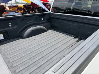 Ford F-150 2025 4x4 XLT 4dr SuperCrew 6.5 ft. SB