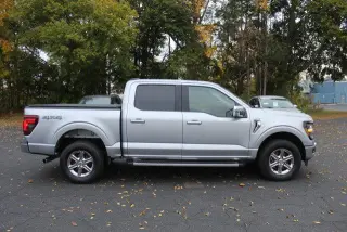 Ford F-150 2024 4x4 XLT 4dr SuperCrew 5.5 ft. SB
