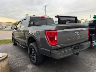 Ford F-150 2021 4x4 XLT 4dr SuperCrew 5.5 ft. SB