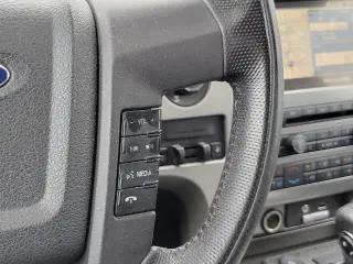 Ford F-150 2012 4x4 SVT Raptor 4dr SuperCrew Styleside 5.5 ft. SB