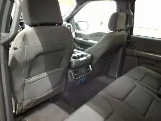 Ford F-150 2023 4x4 XLT 4dr SuperCrew 5.5 ft. SB