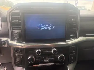Ford F-150 2021 4x4 Lariat 4dr SuperCrew 6.5 ft. SB