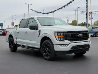 Ford F-150 2023 4x4 XLT 4dr SuperCrew 5.5 ft. SB