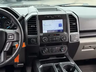 Ford F-150 2020 4x4 XLT 4dr SuperCrew 5.5 ft. SB