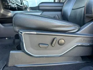 Ford F-150 2023 4x4 Lariat 4dr SuperCrew 5.5 ft. SB