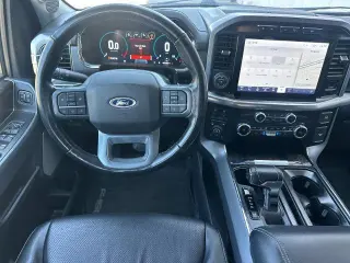 Ford F-150 2023 4x4 Lariat 4dr SuperCrew 5.5 ft. SB