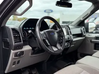 Ford F-150 2019 4x4 XLT 4dr SuperCrew 5.5 ft. SB
