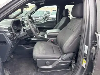Ford F-150 2023 4x4 XL 4dr SuperCrew 5.5 ft. SB