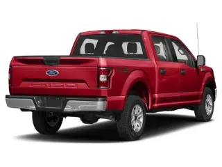 Ford F-150 2019 4x4 XL 4dr SuperCrew con cabina de 5.5 metros de largo.