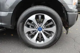 Ford F-150 2019 4x4 XL 4dr SuperCrew 5.5 ft. SB