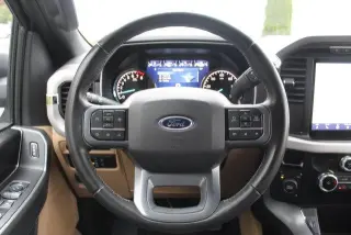Ford F-150 2023 4x4 XLT 4 puertas SuperCrew 5.5 pies. SB