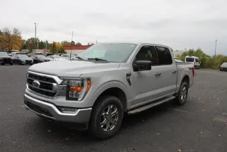 Ford F-150 2023 4x4 XLT 4 puertas SuperCrew 5.5 pies. SB