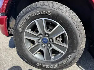 Ford F-150 2015 4x4 Platinum 4dr SuperCrew 5.5 ft. SB