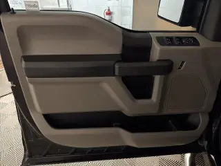 Ford F-150 2015 4x2 XL 4dr SuperCrew 5.5 ft. SB