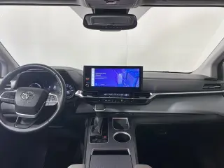 2025 Toyota Sienna
