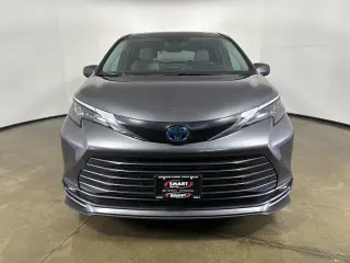 2025 Toyota Sienna